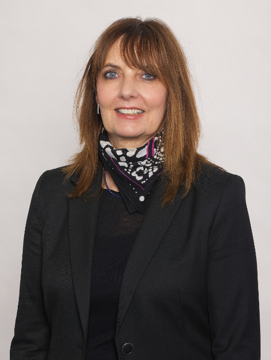 Renate Schötzau Business